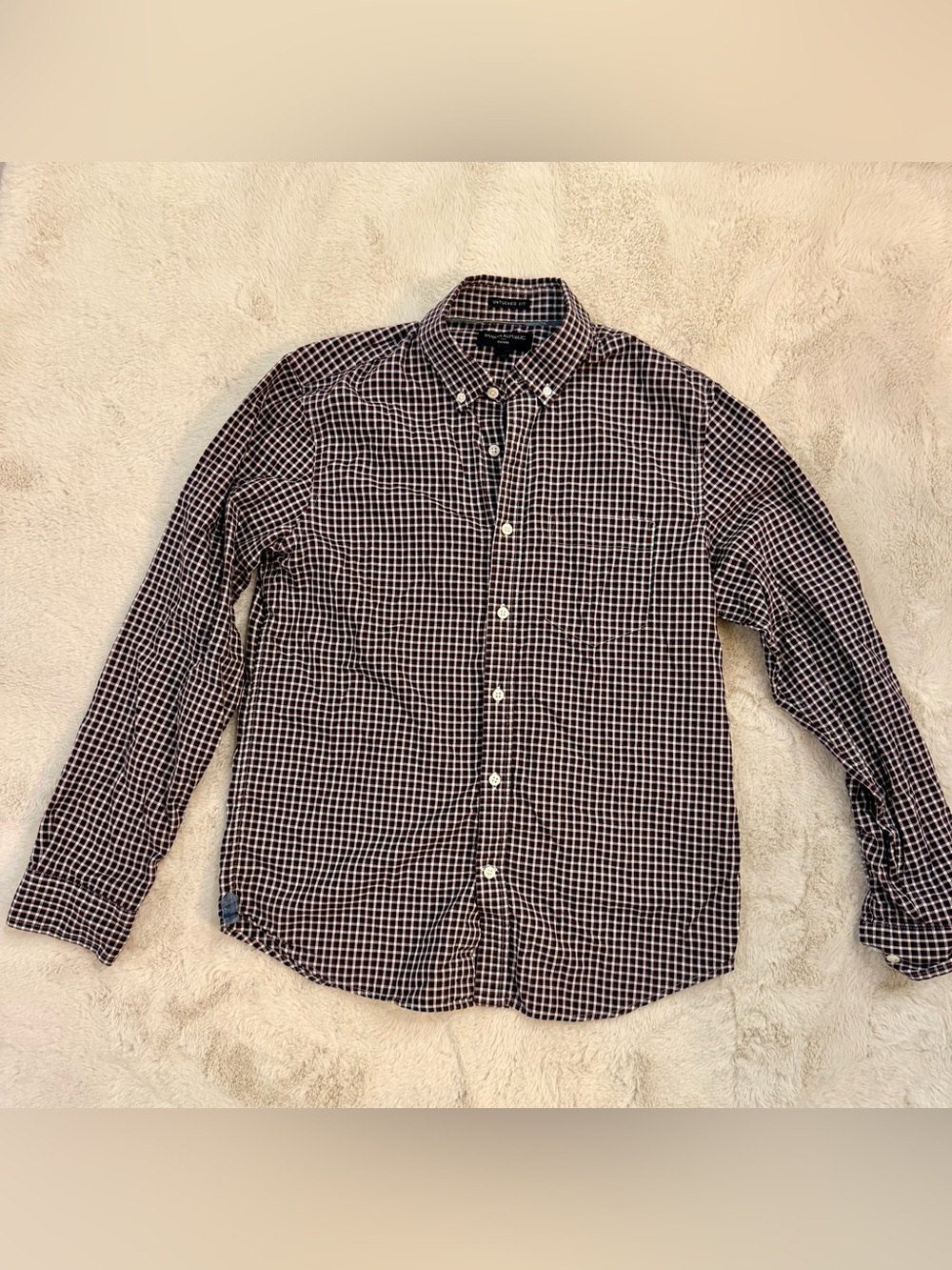 Banana Republic Men's Black and White Check Button-Down Shirt